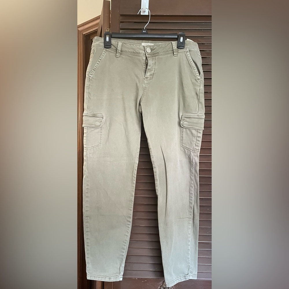Junior’s cargo jeans ankle length